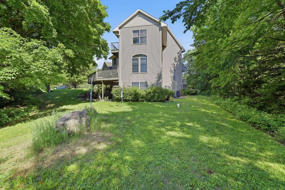 25507 208th Lane Belle Plaine, MN 56011