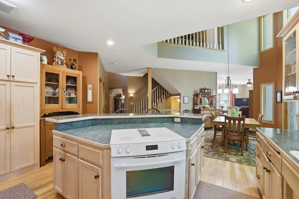 25507 208th Lane Belle Plaine, MN 56011