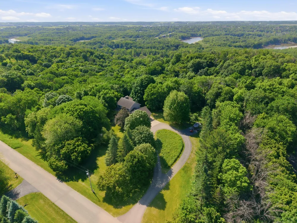 25507 208th Lane Belle Plaine, MN 56011