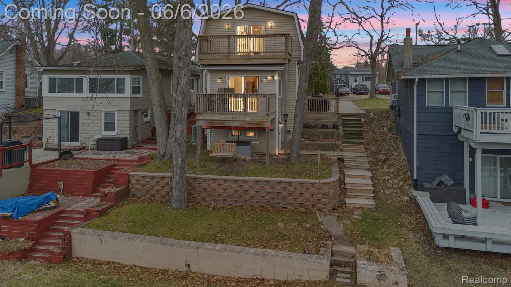 9473 Huron Street Dexter Township, MI 48169