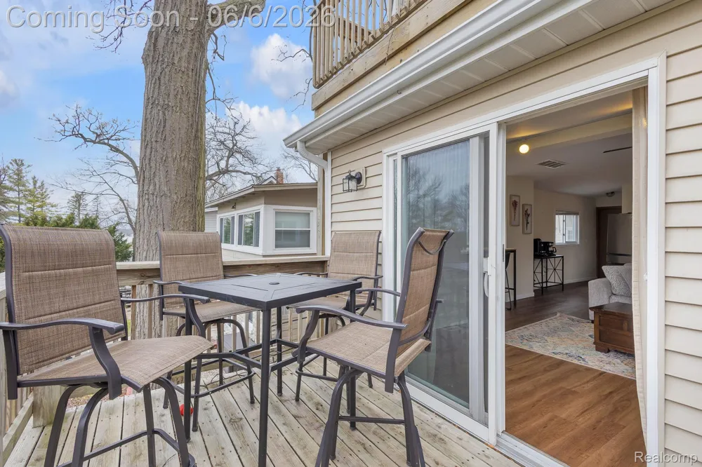 9473 Huron Street Dexter Township, MI 48169