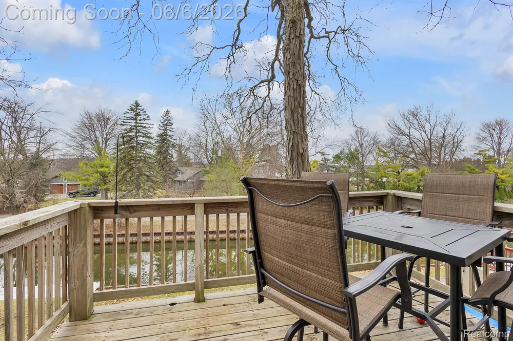 9473 Huron Street Dexter Township, MI 48169