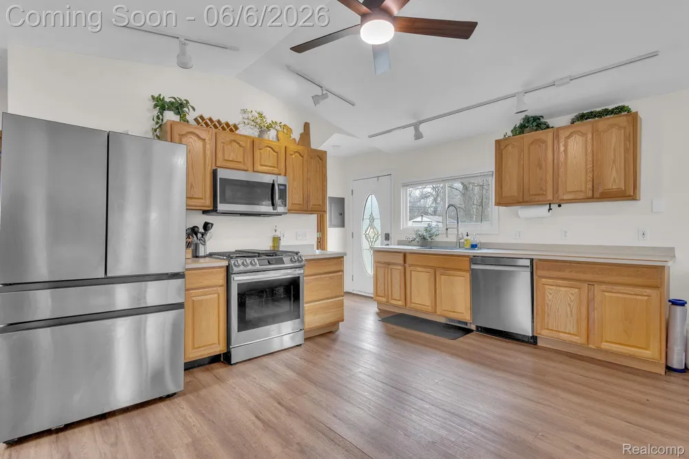 9473 Huron Street Dexter Township, MI 48169