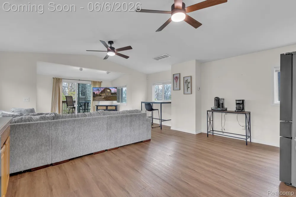 9473 Huron Street Dexter Township, MI 48169