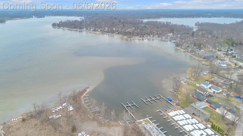 9473 Huron Street Dexter Township, MI 48169