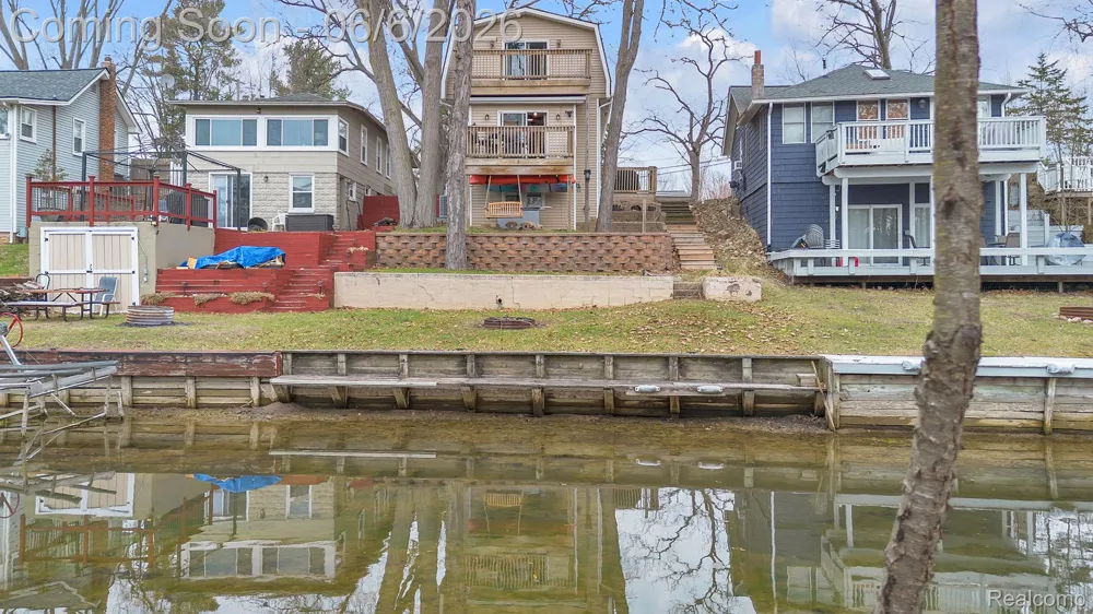 9473 Huron Street Dexter Township, MI 48169