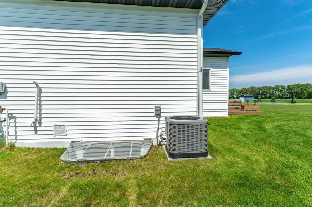 1426 SUMMERWOOD TRAIL W Dilworth, MN 56529
