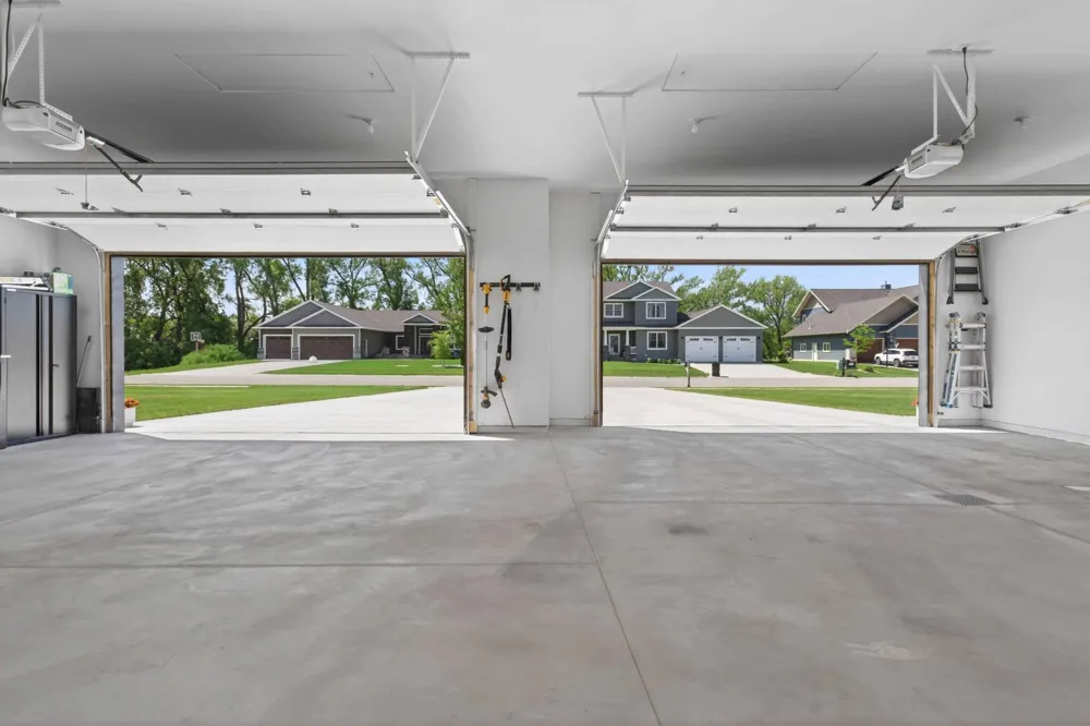 1426 SUMMERWOOD TRAIL W Dilworth, MN 56529