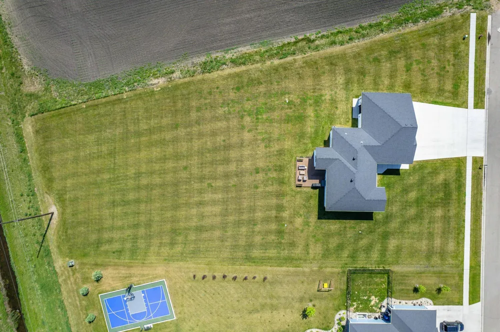 1426 SUMMERWOOD TRAIL W Dilworth, MN 56529