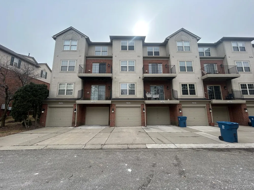 39460 SPRINGWATER DRIVE Northville Township, MI 48168