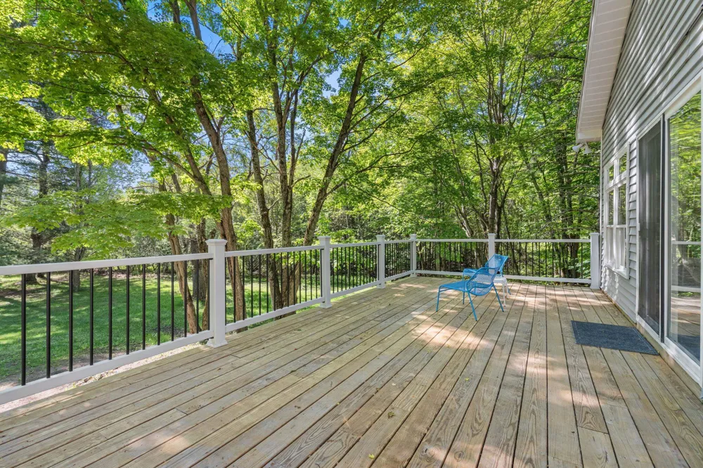 5252 Six Mile Lake Road South Arm Township, MI 49729