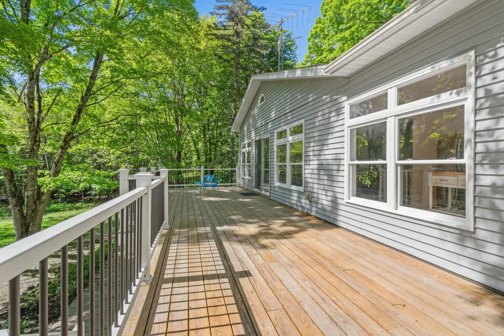 5252 Six Mile Lake Road South Arm Township, MI 49729