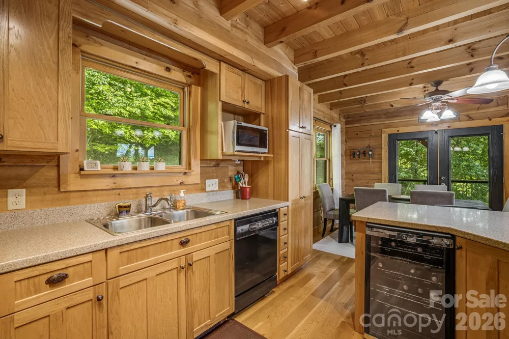 721 Mckinney Gap Drive Mars Hill, NC 28754