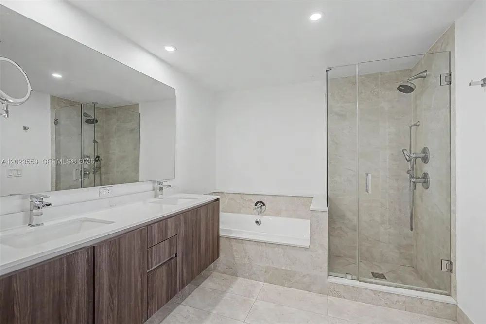 488 NE 18th St #3101 Miami, FL 33132