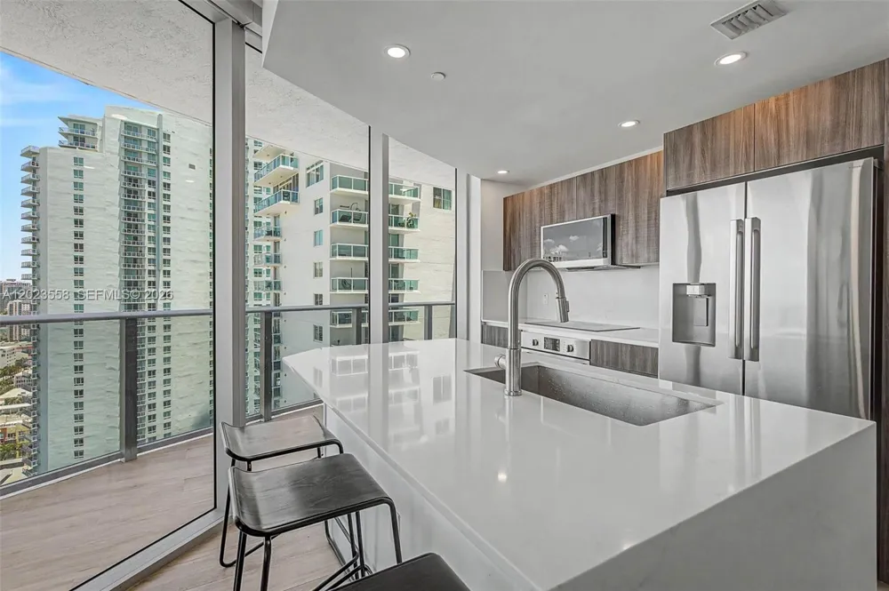 488 NE 18th St #3101 Miami, FL 33132