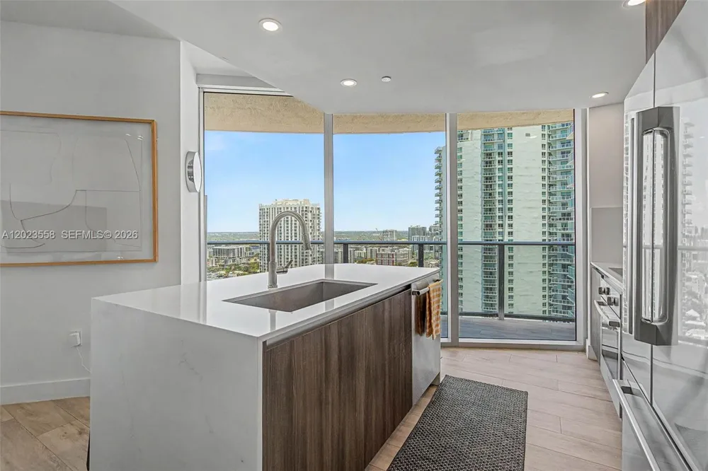 488 NE 18th St #3101 Miami, FL 33132