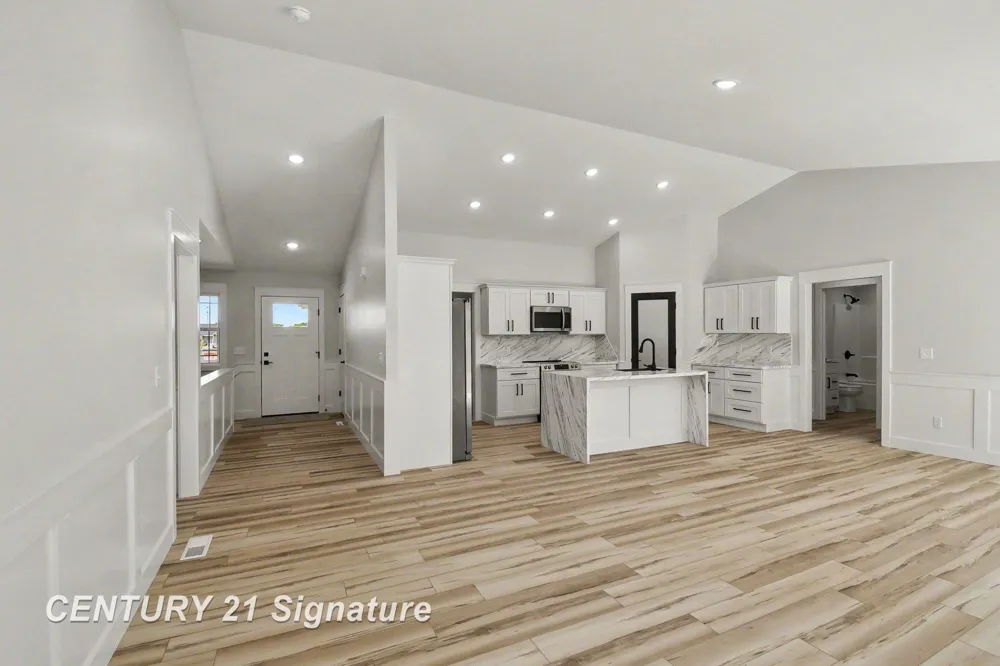 8610 Foxtail Trail Tittabawassee Township, MI 48623