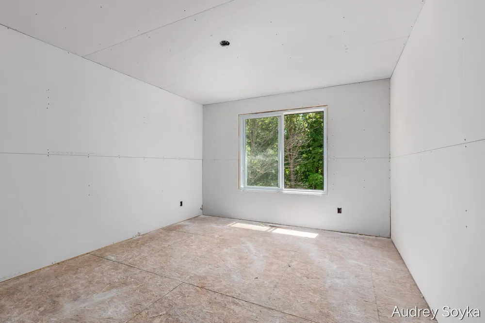 8234 Cascade Road SE Cascade Charter Township, MI 49301