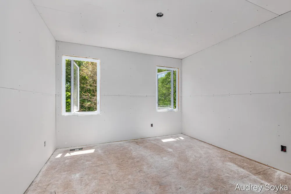 8234 Cascade Road SE Cascade Charter Township, MI 49301