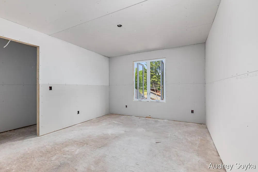 8234 Cascade Road SE Cascade Charter Township, MI 49301