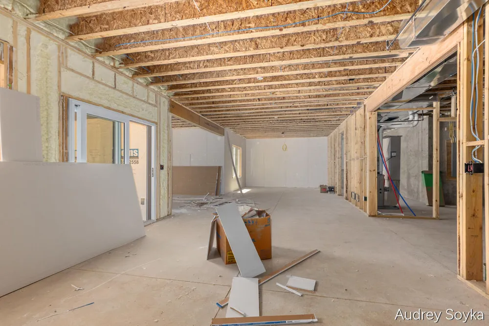 8234 Cascade Road SE Cascade Charter Township, MI 49301