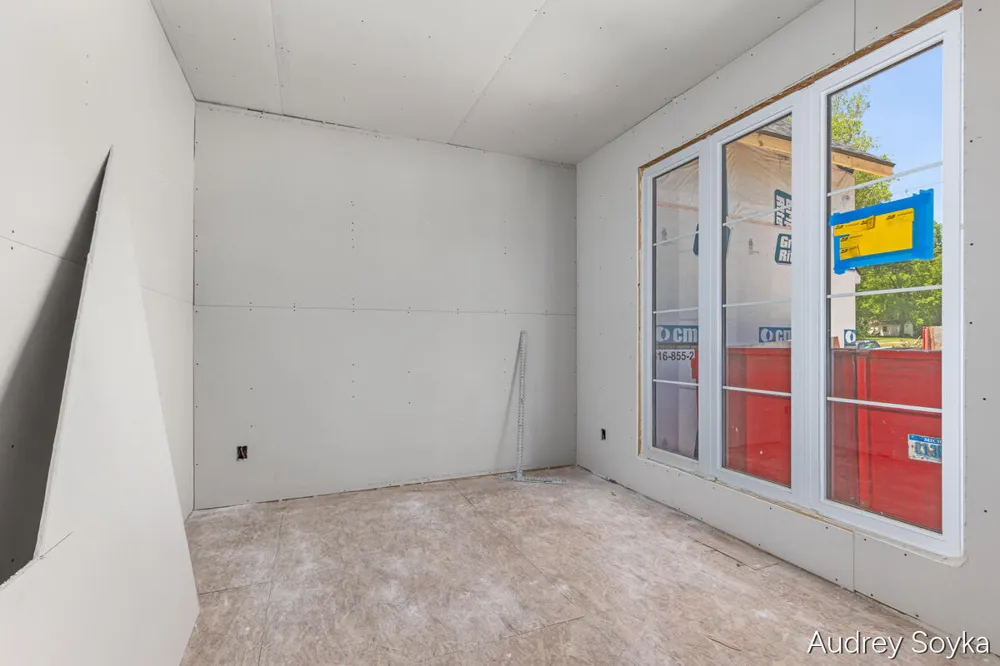 8234 Cascade Road SE Cascade Charter Township, MI 49301