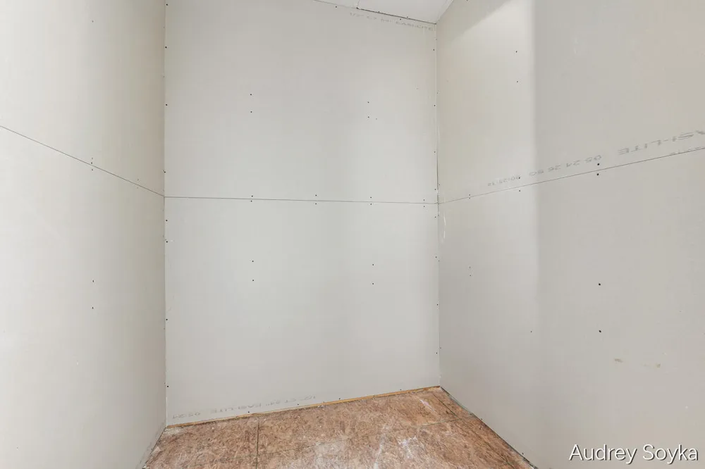 8234 Cascade Road SE Cascade Charter Township, MI 49301