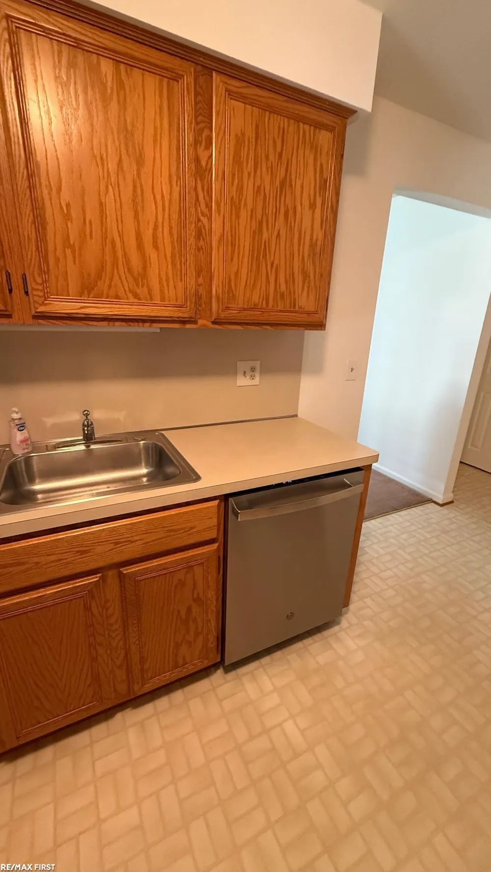 37515 Stonegate Circle Clinton Charter Township, MI 48036