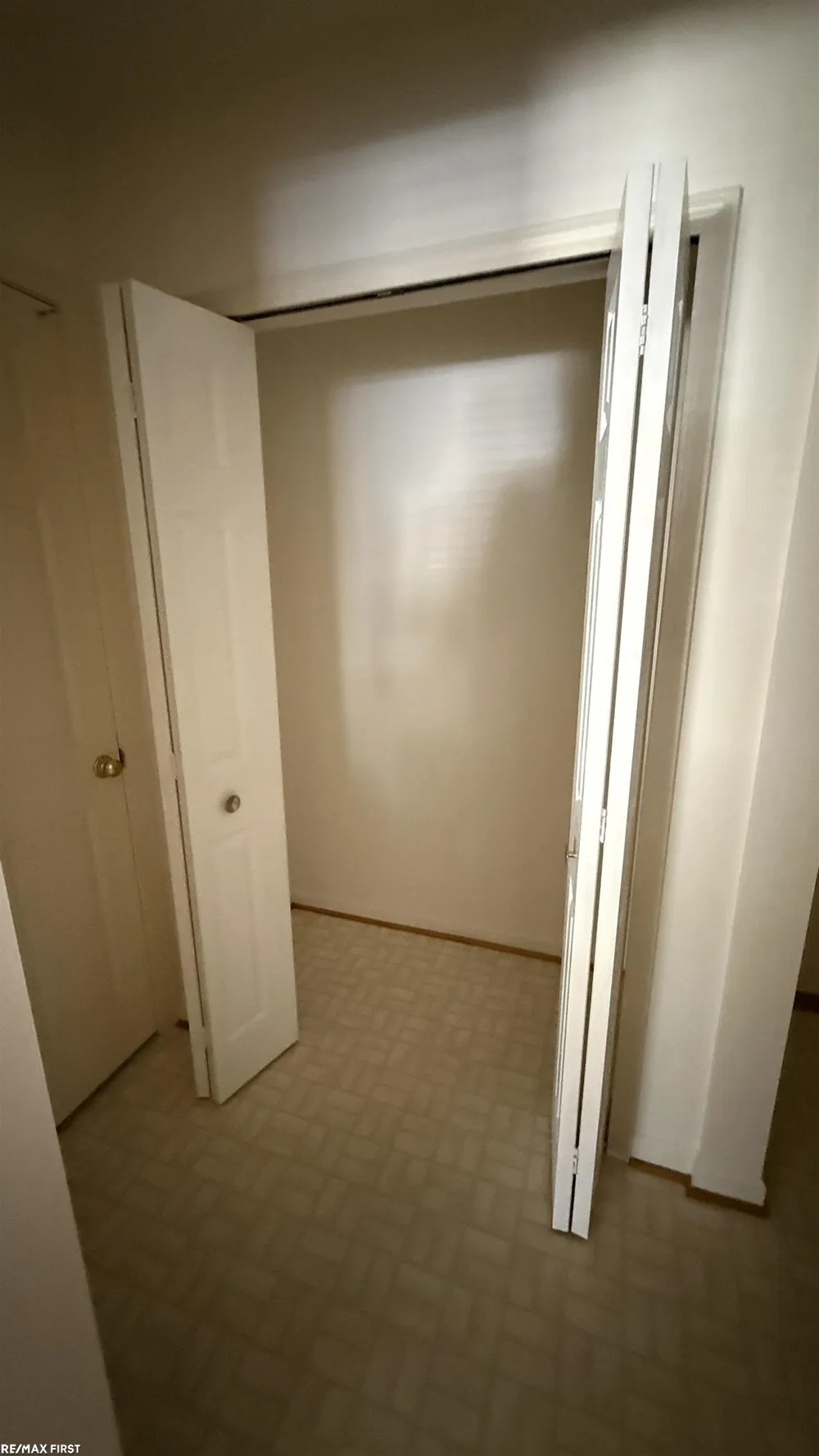 37515 Stonegate Circle Clinton Charter Township, MI 48036