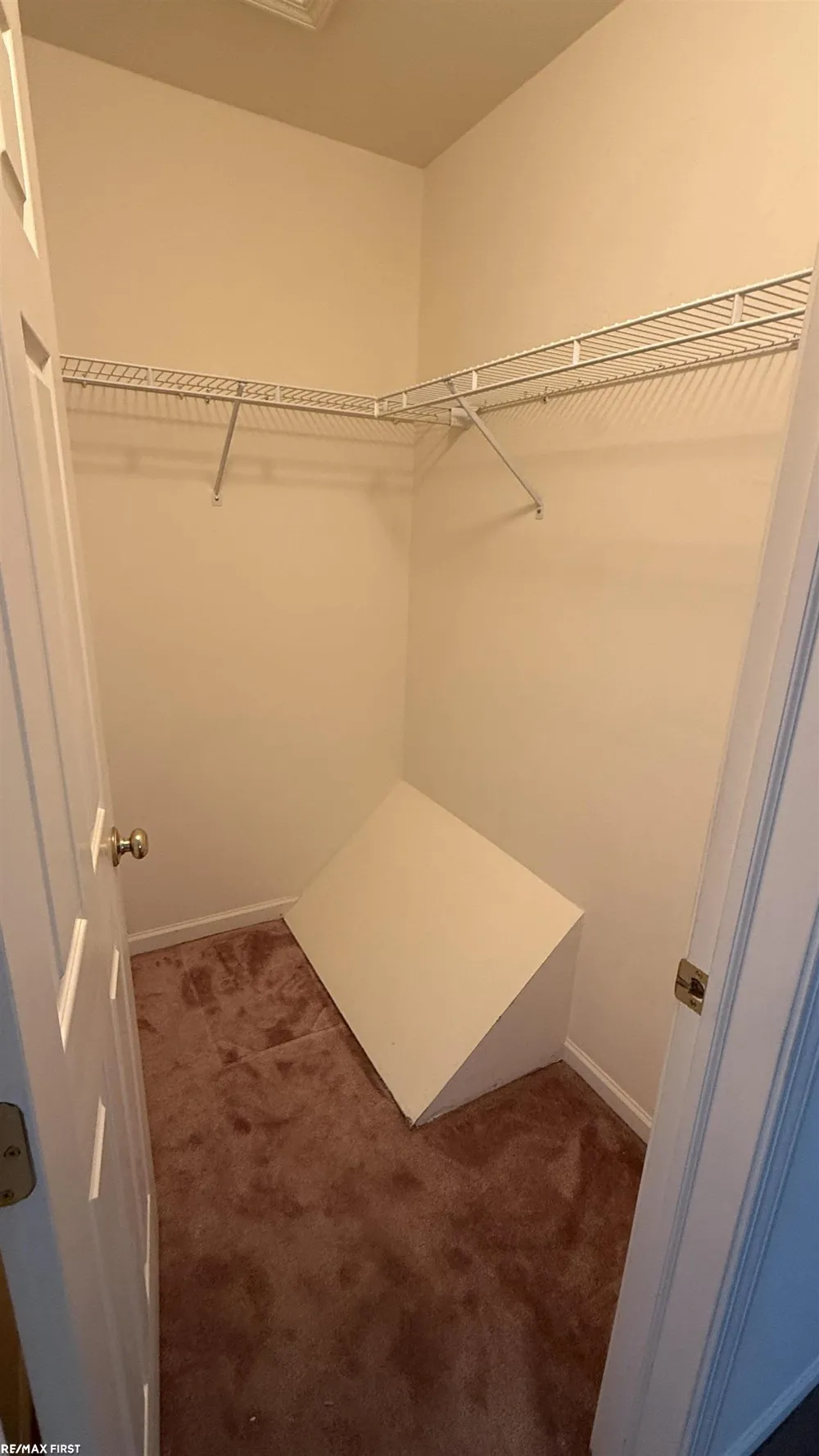 37515 Stonegate Circle Clinton Charter Township, MI 48036