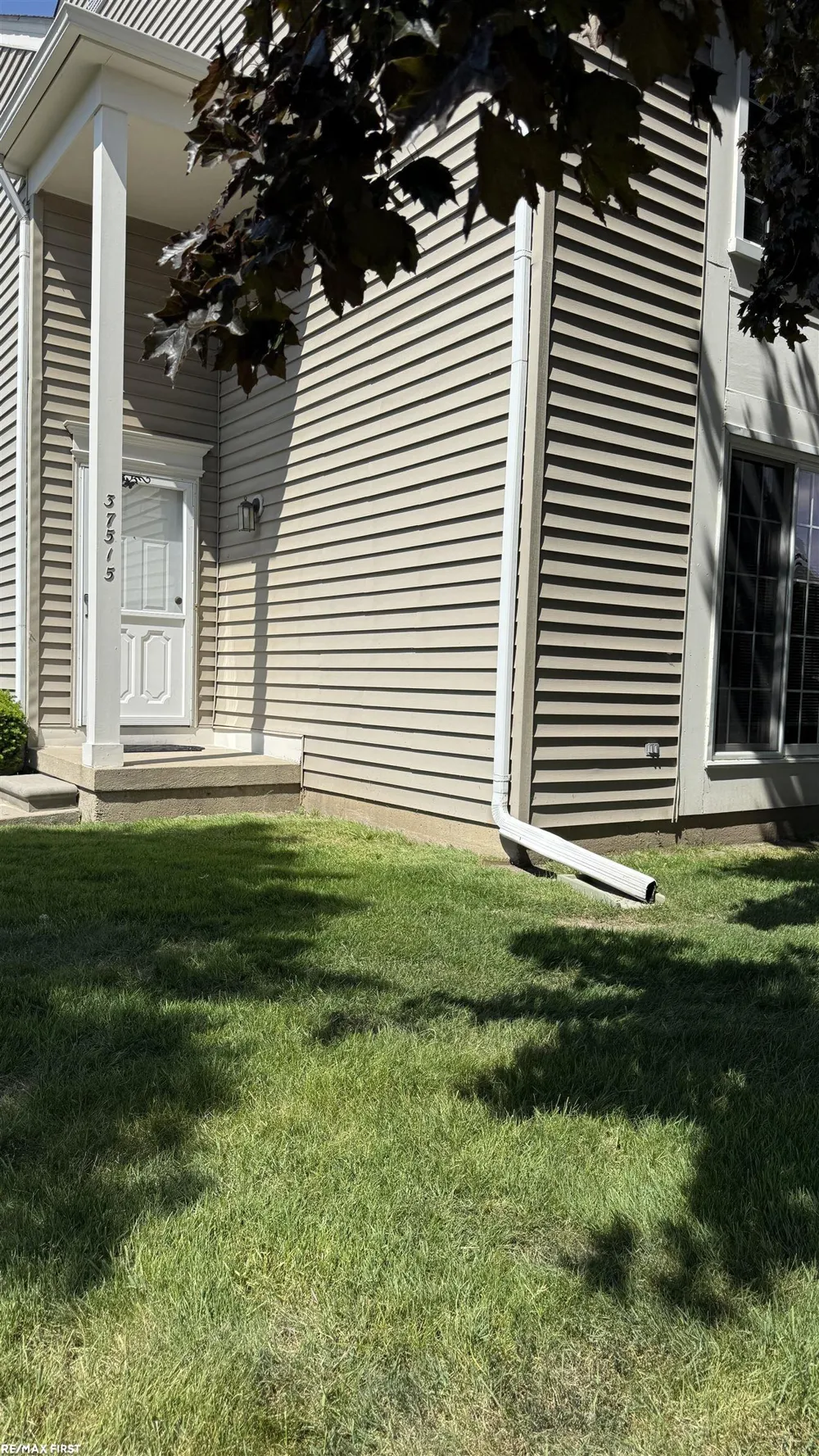 37515 Stonegate Circle Clinton Charter Township, MI 48036