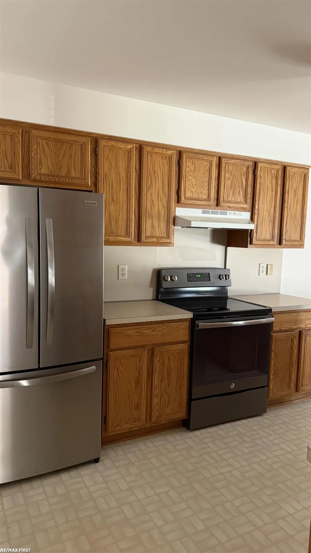 37515 Stonegate Circle Clinton Charter Township, MI 48036