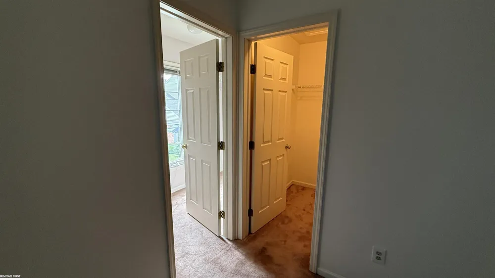 37515 Stonegate Circle Clinton Charter Township, MI 48036