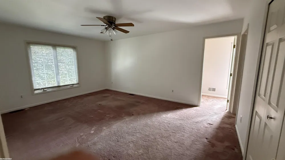 37515 Stonegate Circle Clinton Charter Township, MI 48036
