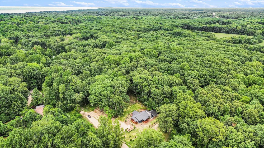 9325 Matthews Road Chikaming Township, MI 49129