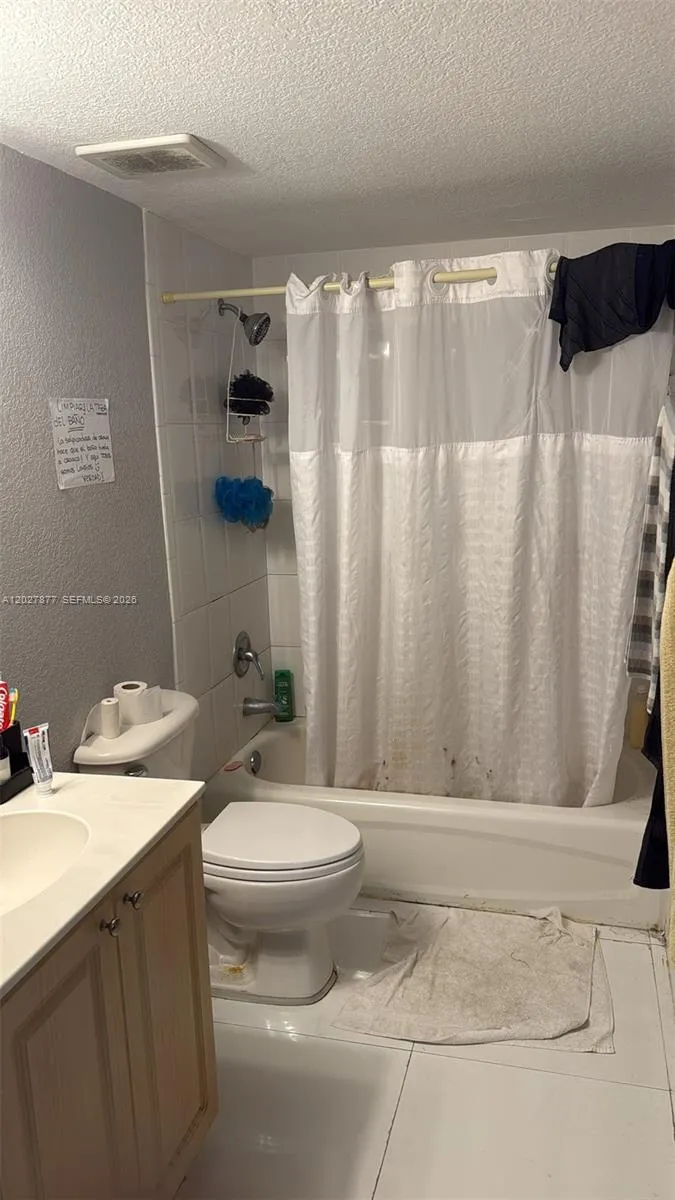 814 NW 36th Ave #208 Miami, FL 33125