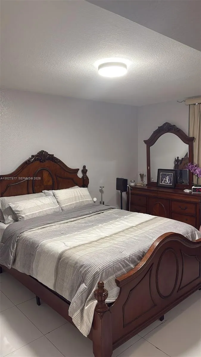 814 NW 36th Ave #208 Miami, FL 33125