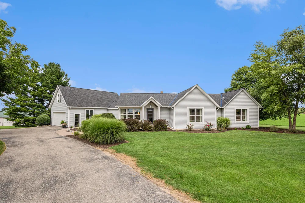 2841 132nd Avenue Monterey Township, MI 49328