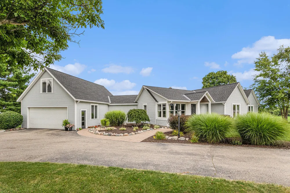 2841 132nd Avenue Monterey Township, MI 49328