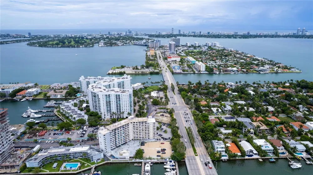 7904 West Dr #810 North Bay Village, FL 33141