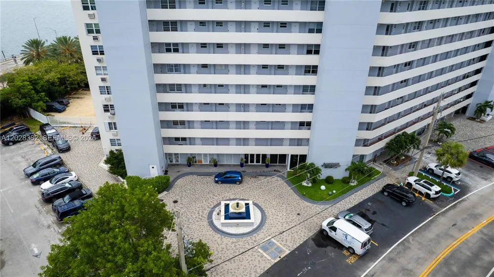 7904 West Dr #810 North Bay Village, FL 33141