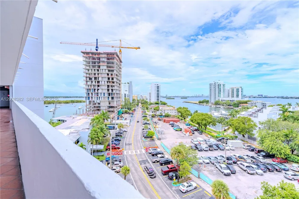 7904 West Dr #810 North Bay Village, FL 33141