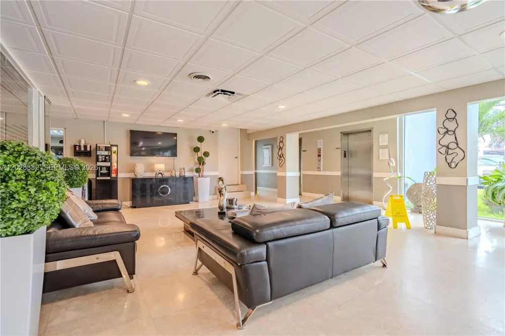 7904 West Dr #810 North Bay Village, FL 33141