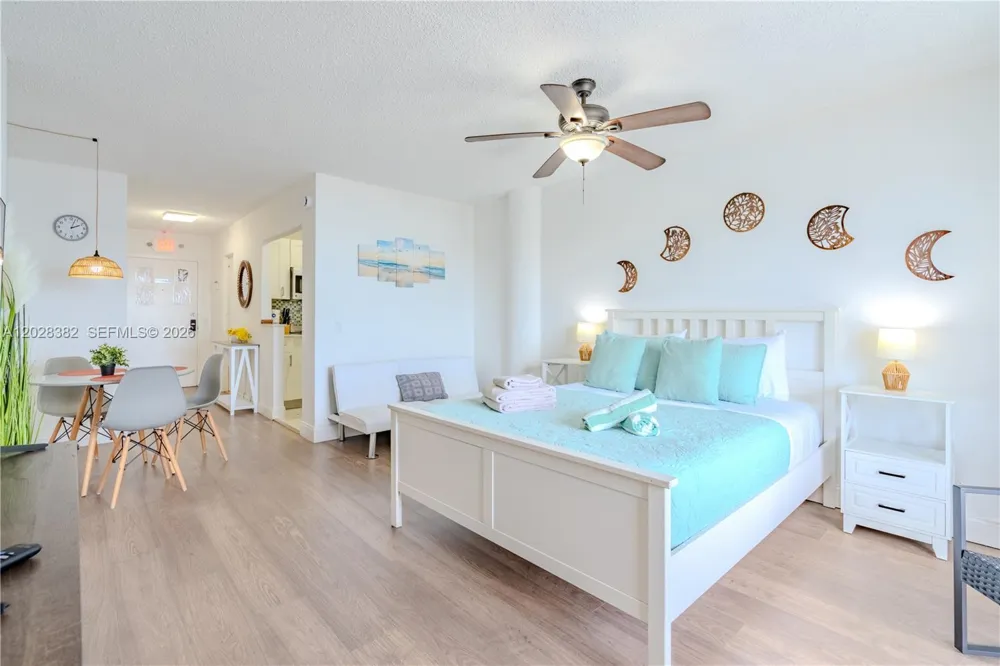 7904 West Dr #810 North Bay Village, FL 33141