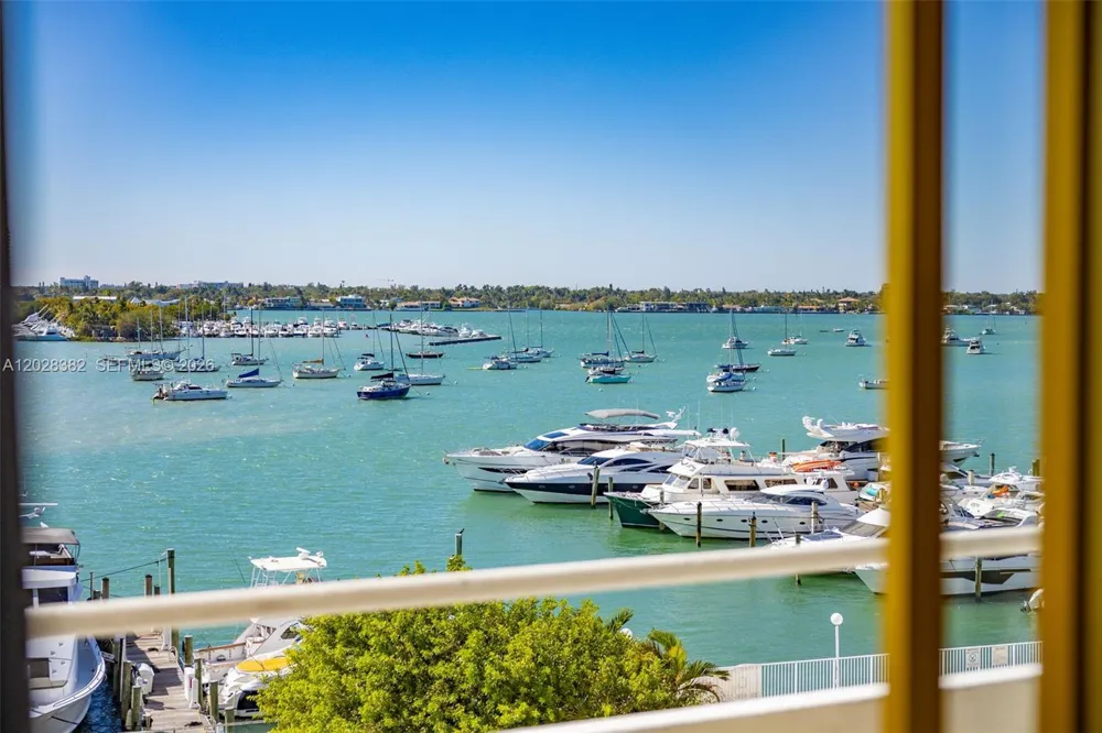7904 West Dr #810 North Bay Village, FL 33141