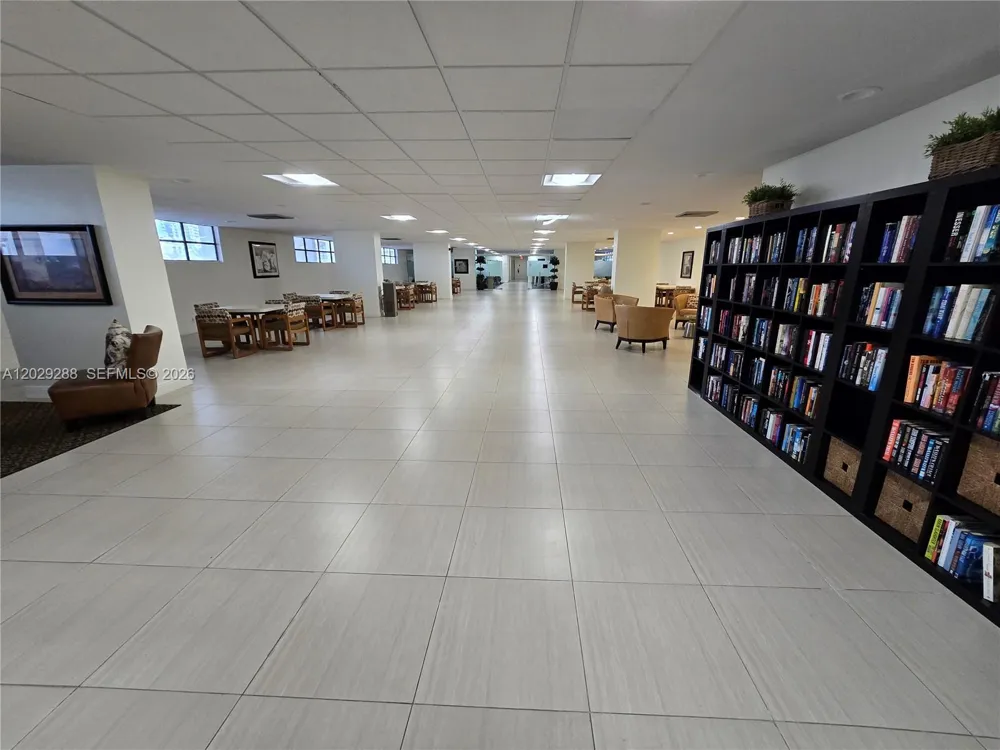 400 Leslie Dr #416 Hallandale Beach, FL 33009