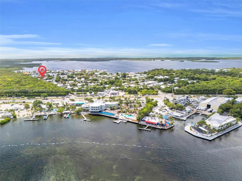 443 4TH Rd Key Largo, FL 33037