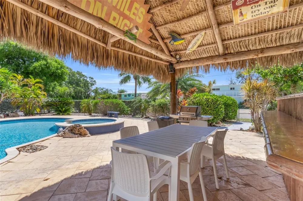 443 4TH Rd Key Largo, FL 33037