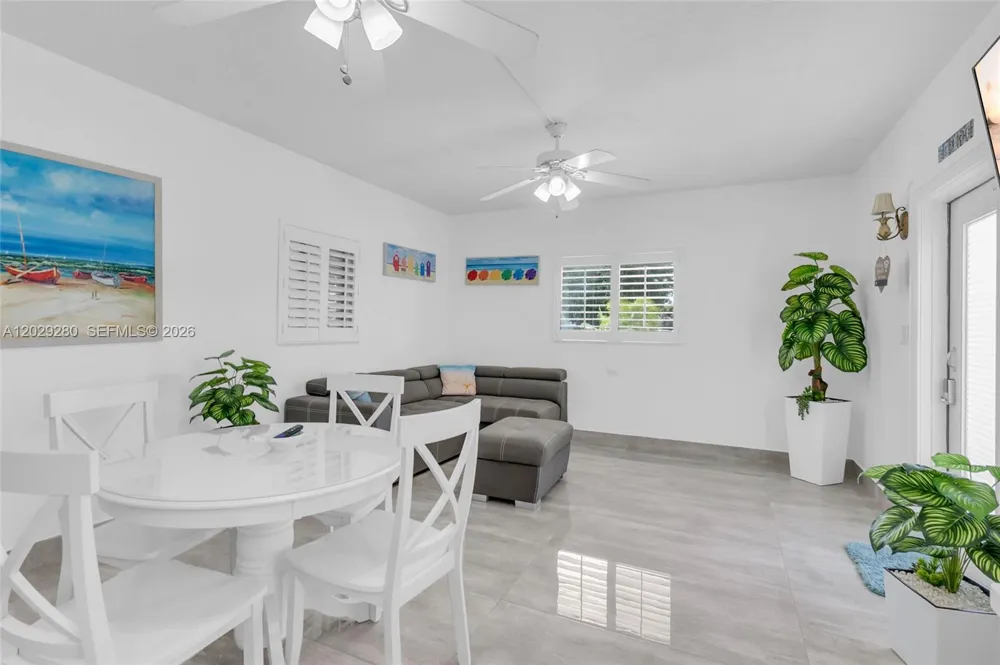 443 4TH Rd Key Largo, FL 33037