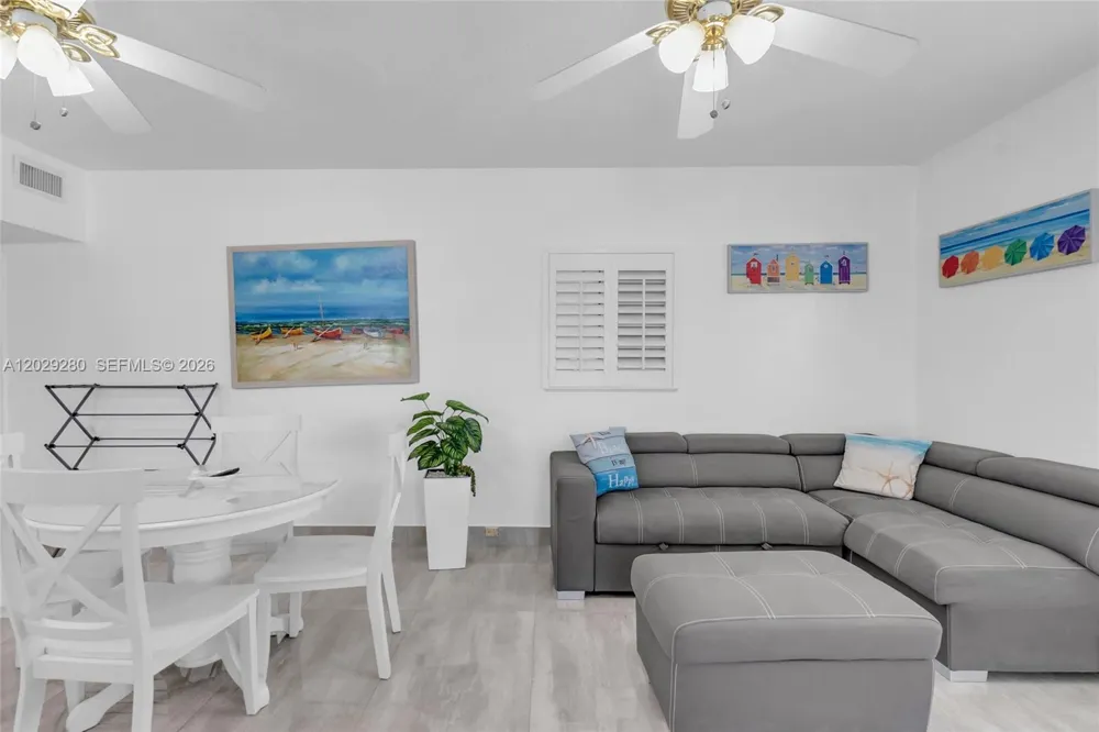 443 4TH Rd Key Largo, FL 33037